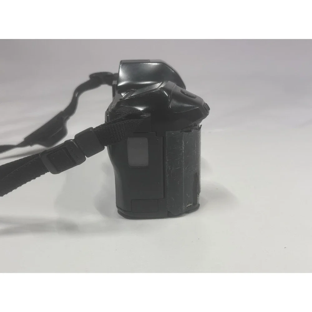 Vintage Minolta Maxxum 7000i 35mm SLR Film Camera Body Only Untested